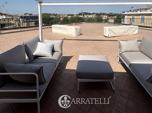 Appartamento di lusso di 380 m² in affitto Piazza della Libertà, Roma, Lazio