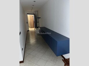 Appartamento in Affitto a Frosinone, 550€, 85 m², arredato