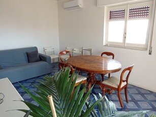Appartamento in Affitto a Ragusa, 450€, 130 m², arredato