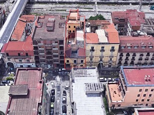 Appartamento in Vendita a Caserta, zona Centro, 590'000€, 1000 m²