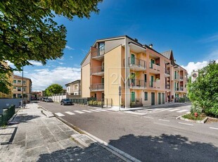Appartamento in Vendita a Villafranca di Verona Villafranca di Verona - Centro
