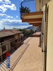 Appartamento sito in Santa Teresa di Riva, via Delle Colline