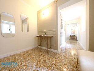 Bilocale in Affitto a Taranto, zona Borgo, 500€, 68 m², arredato
