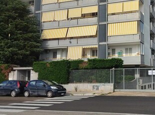 Box / Garage / Posto Auto di 1 vani /22 mq a Bari - Loseto (zona a 300 mt dalla stazione RFI)