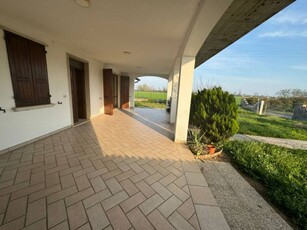 Casa Bi - Trifamiliare in Vendita a Calvisano