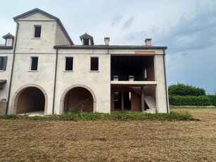 Casa Bi - Trifamiliare in Vendita a Curtarolo Santa Maria di Non