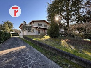 Casa Bi - Trifamiliare in Vendita a Montegrotto Terme Antoniano