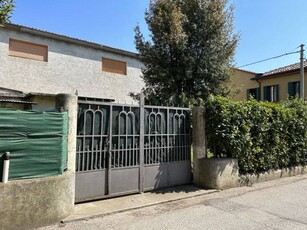 Casa Bi - Trifamiliare in Vendita a Vedelago Fanzolo