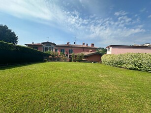 Casa in vendita in Almenno San Salvatore, Italia