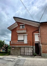 Casa indipendente in Vendita a Revigliasco d'Asti