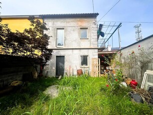 Casa indipendente in vendita a Volpiano