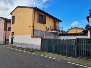 Casa singola in buone condizioni con garage