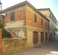 Casa Singola in Vendita a Sinalunga