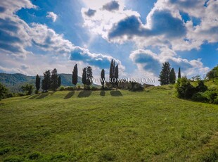 CASALE DA RISTRUTTURARE IN VENDITA ANGHIARI TOSCANA