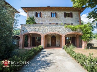 CASALE RISTRUTTURATO IN VENDITA A CITTÀ DI CASTELLO