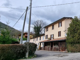 CERETOLO: Casa singola in zona panoramica nelle colline Parmensi