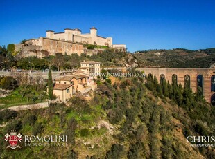 HOTEL DI PRESTIGIO IN VENDITA A SPOLETO