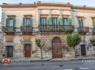 PALAZZO STORICO IN VENDITA AD ALTAMURA, PUGLIA