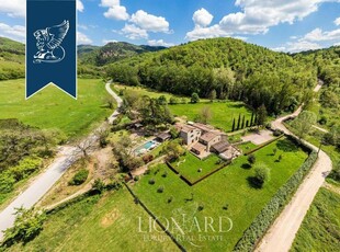 Prestigiosa villa di 550 mq in vendita, Gaiole in Chianti, Toscana