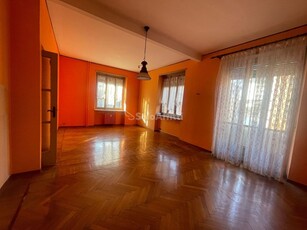 Quadrilocale in Affitto a Torino, zona San Donato, 660€, 120 m²