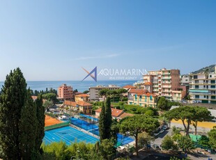 Sanremo, appartamento vista mare