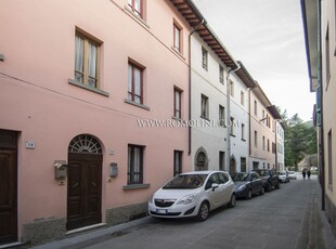 TERRATETTO CON GARAGE IN VENDITA, CENTRO STORICO PIEVE SANTO STEFANO