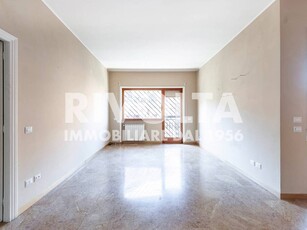 Trilocale in Vendita a Roma, zona Fleming, 460'000€, 104 m²