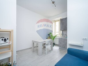 Trilocale in Vendita a Trieste, zona Roiano, 119'000€, 61 m²