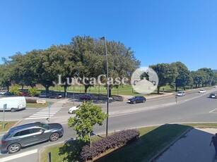 Ufficio in Vendita a Lucca, zona San Concordio Contrada, 80'000€, 40 m²