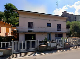 Vendita Casa indipendente Serravalle Pistoiese
