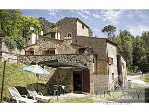 Vendita Rustico/Casale/Corte in SAN GIMIGNANO