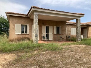 Villa in Vendita a Arzachena Monticanaglia