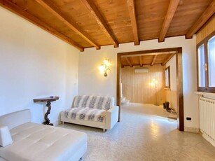 Villa in Vendita a Legnago Porto