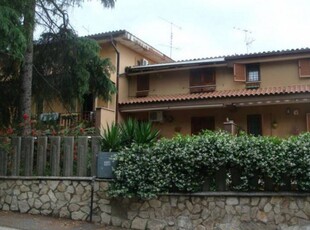 Villa in Vendita a Monterotondo