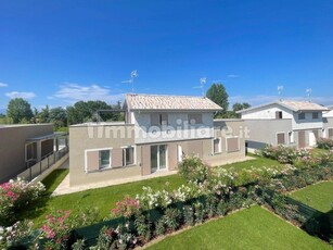 Villa nuova a Peschiera del Garda - Villa ristrutturata Peschiera del Garda