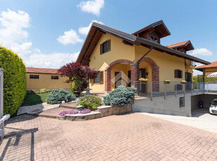 Villa nuova a San Maurizio Canavese - Villa ristrutturata San Maurizio Canavese