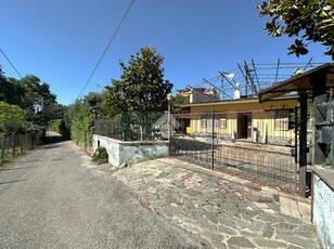 VILLA SINGOLA A MONTE COMPATRI