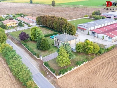 Esclusiva villa di 280 mq in vendita Rodigo, Italia