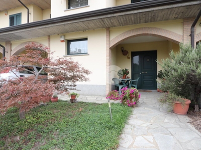 Villa a schiera in vendita a Torre Beretti Castellaro