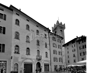 Prestigioso attico di 340 mq in vendita Piazza Pasi, Trento, Trentino - Alto Adige