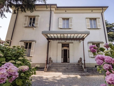 Prestigiosa villa di 750 mq in vendita Via Della Costa, 4, Longone al Segrino, Lombardia