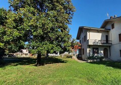 Villa bifamiliare in vendita a Boara Pisani Padova