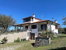 Villa in vendita a Viterbo Poggino
