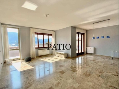 Appartamento di lusso di 193 m² in vendita via Crispi, 5, Como, Lombardia
