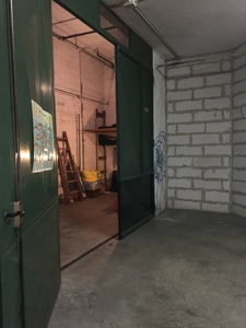 Garage / Posto auto in Via Paride da Cerea in zona Borgo Venezia a Verona