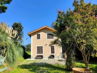 Vendita Villa via Antonietta Massuccone Mazzini, Genova