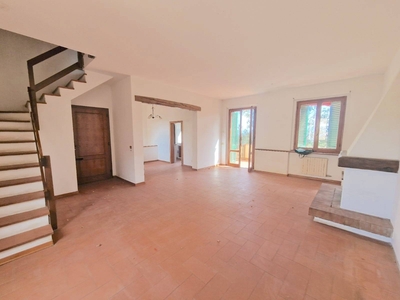 Villa a schiera in zona Chiesanuova a San Casciano in Val di Pesa