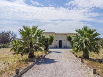 Villa di 258 mq in vendita Oria, Puglia