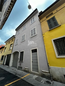 villa indipendente in vendita a Brescia