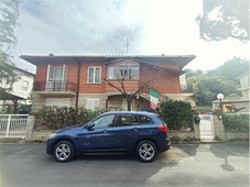 Casa Indipendente in Via Rossi , 2, Deruta (PG)